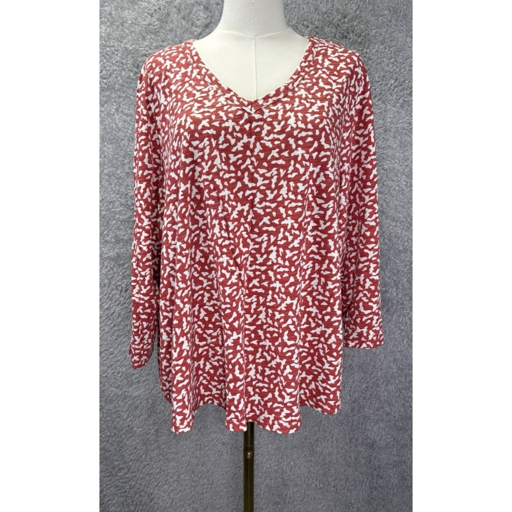 Chicos Dots V-Neck Top Womens Sz 4 XXL Coral White Slub Knit 3/4 Sleeve Career - Picture 1 of 10